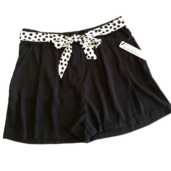 Nicole Miller Pants - NICOLE MILLER New York Perfect Pleated polka dot tie black dress shorts Sz 6 NEW
